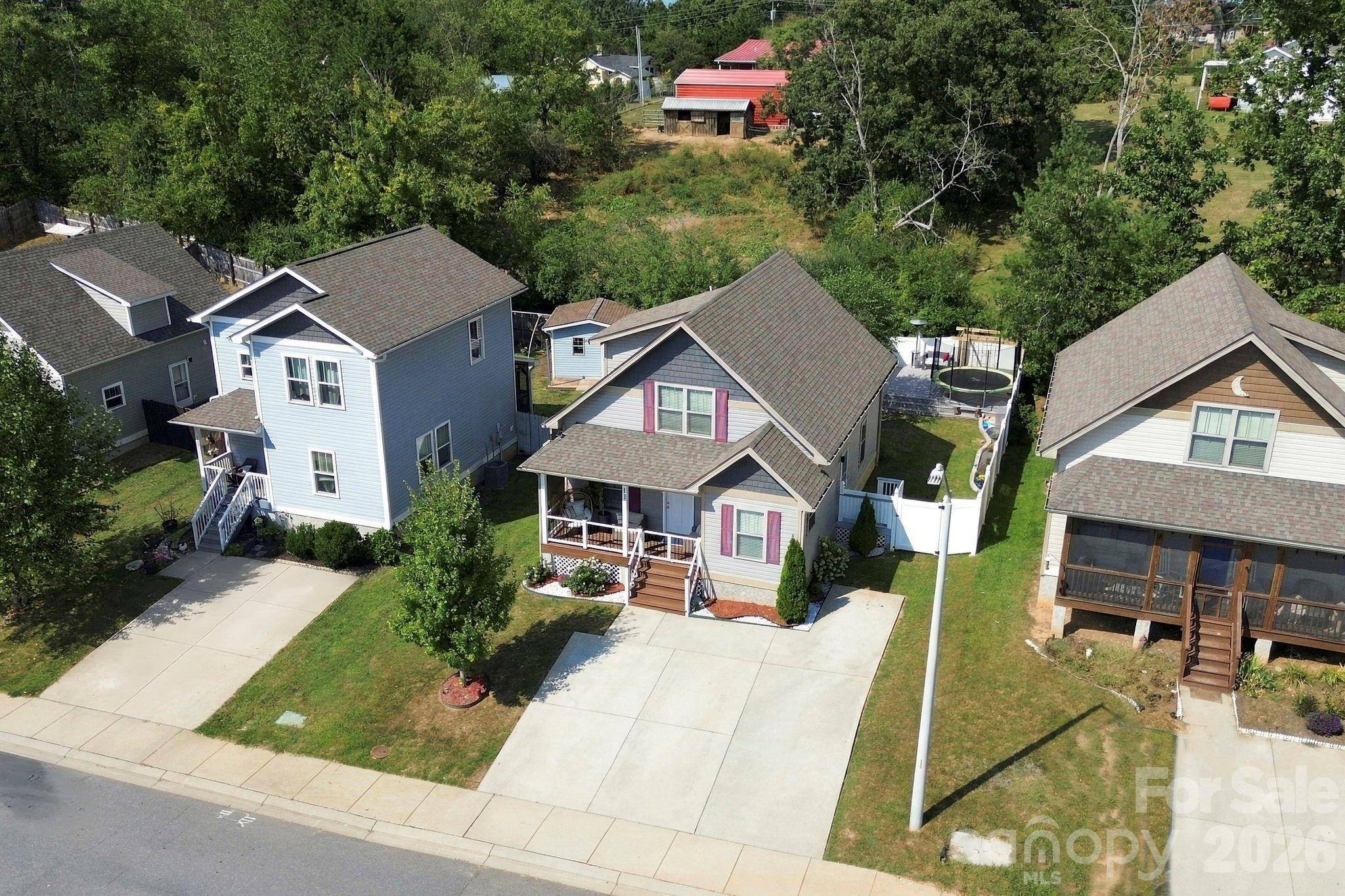 11 Yarrow Meadow RD, Weaverville, NC 28787