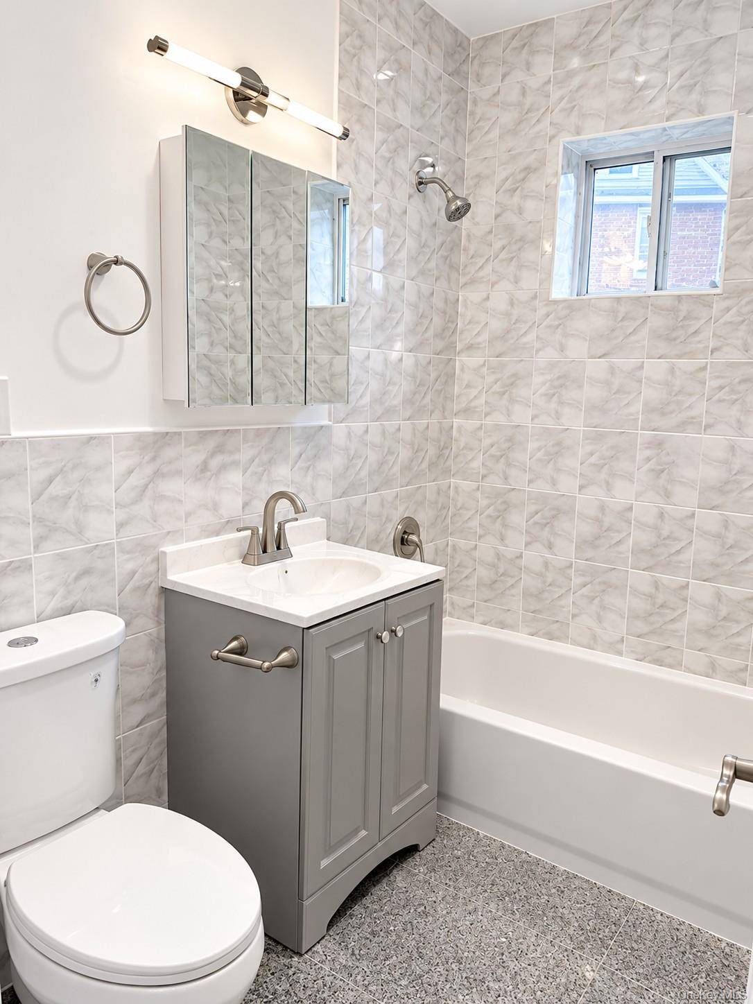 16001 Hillside AVE #3rd Floor, Jamaica, NY 11432