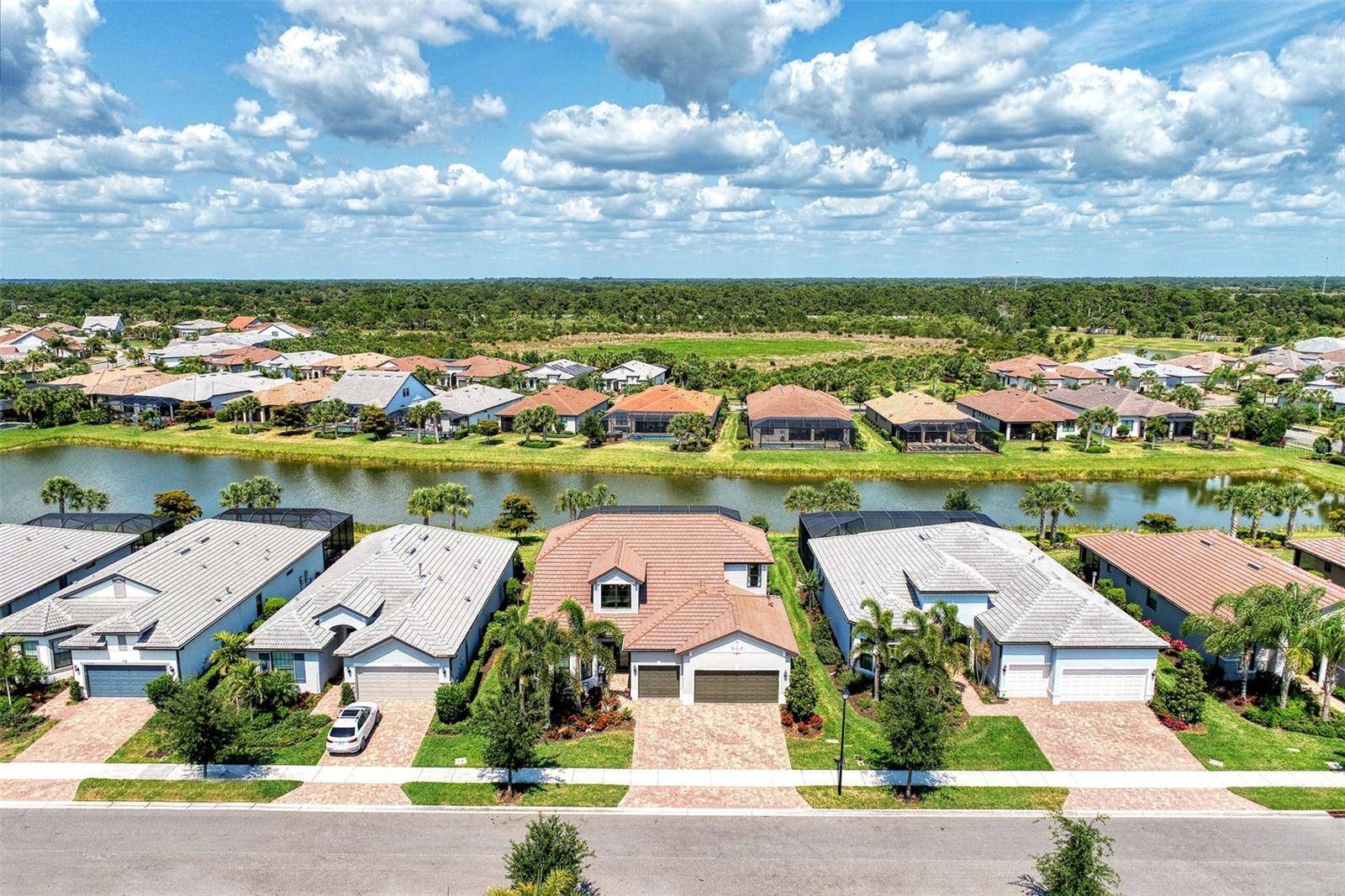 12432 GOLDEN SAGE DR, Sarasota, FL 34238