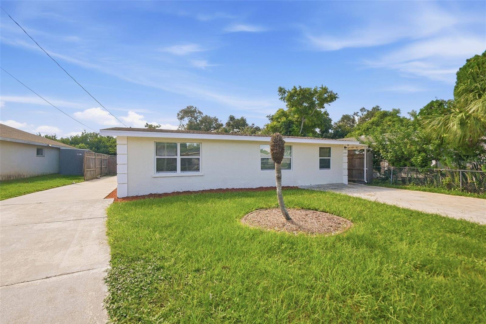 2141 MANGO AVE, Sarasota, FL 34234