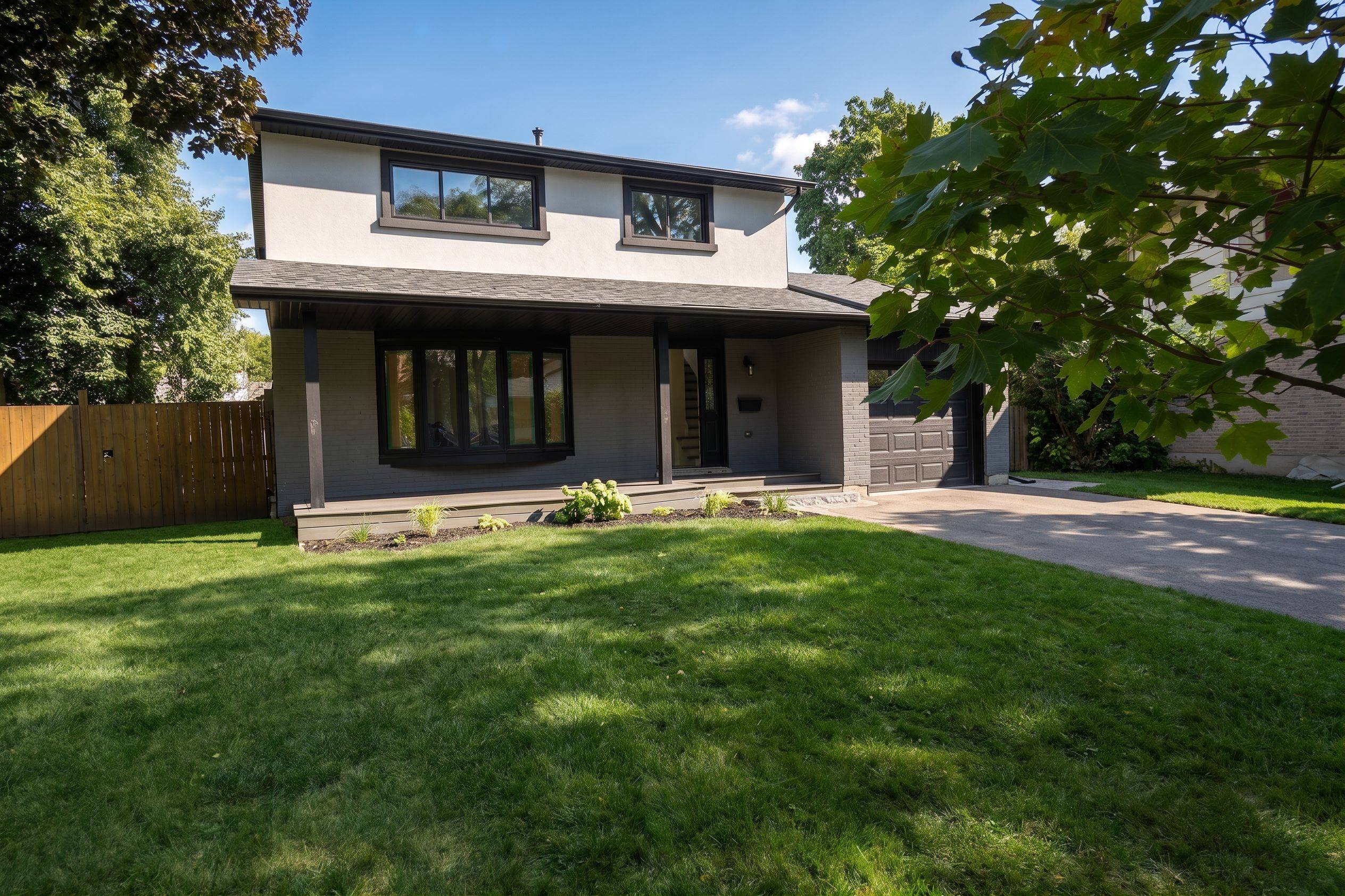 1237 Sycamore DR, Burlington, ON L7M 1G8
