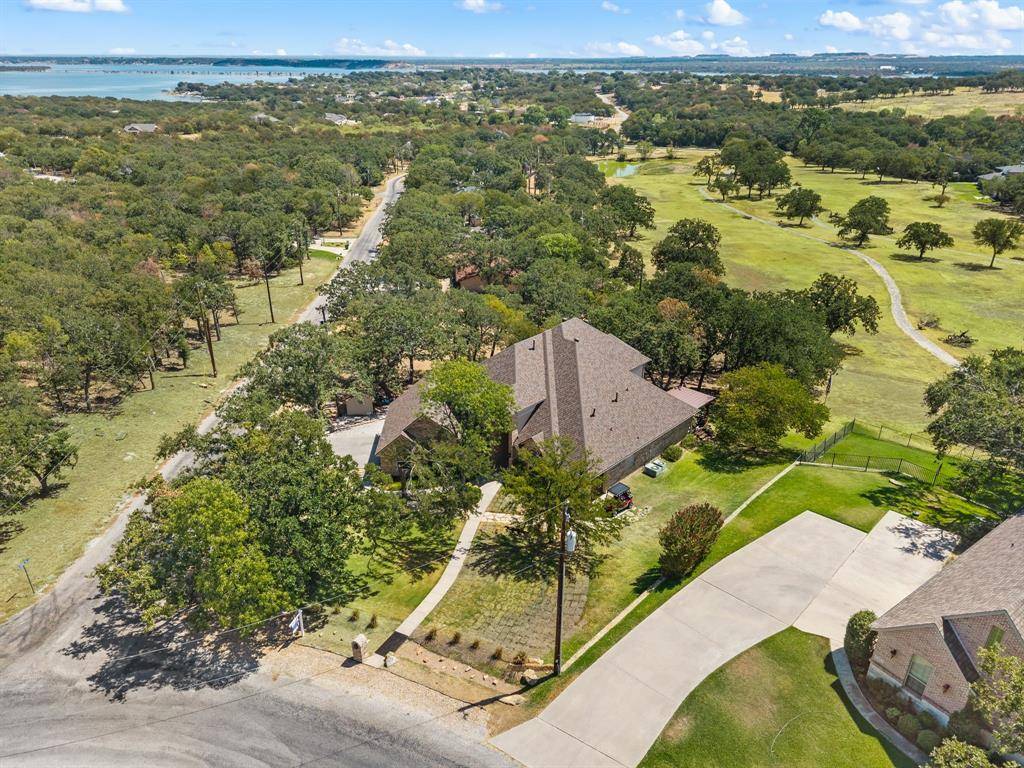 615 Runaway Bay Drive, Runaway Bay, TX 76426
