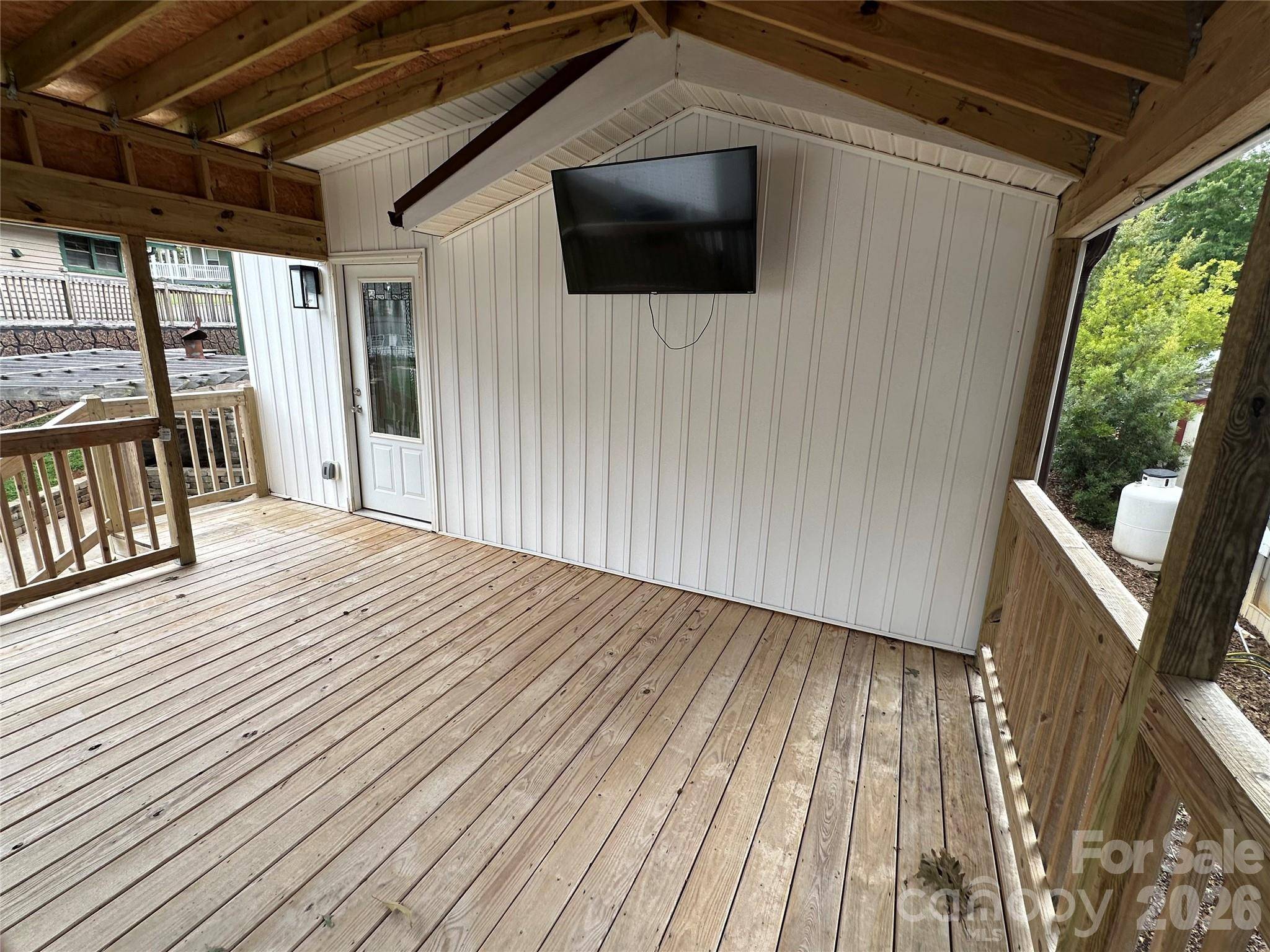 106 Deer Field DR, New London, NC 28127