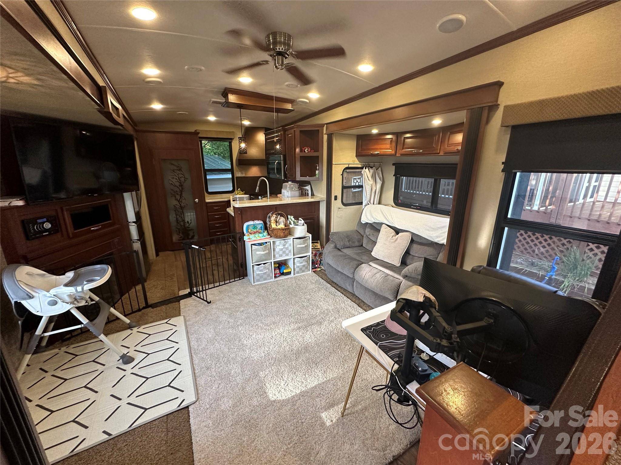 122 Eagle DR, New London, NC 28127