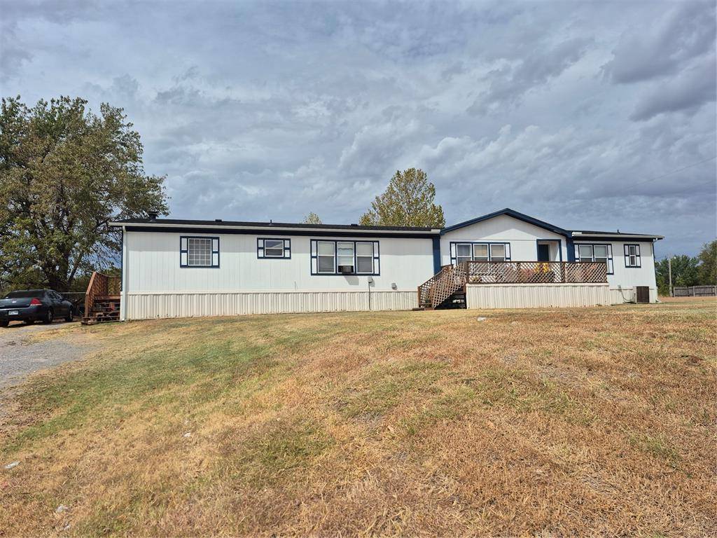 417 S Cemetery RD, Tuttle, OK 73089