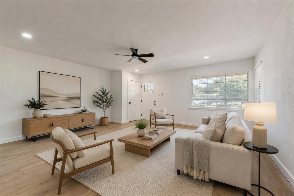 934 Fairwood Drive, Dallas, TX 75232