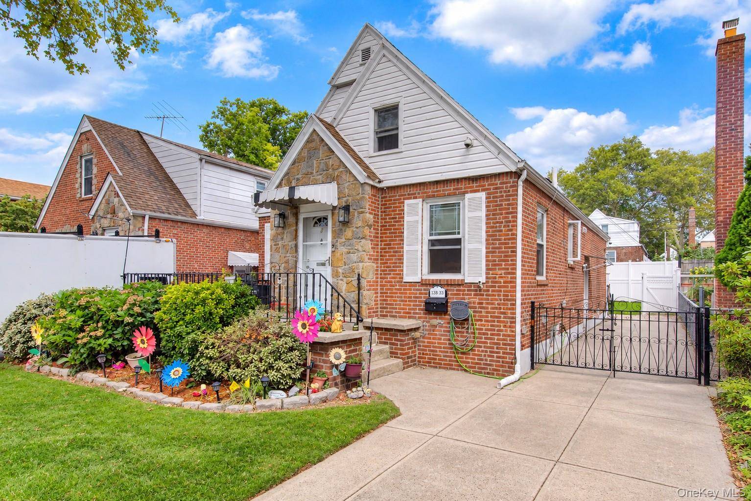 138-33 62nd RD, Flushing, NY 11367
