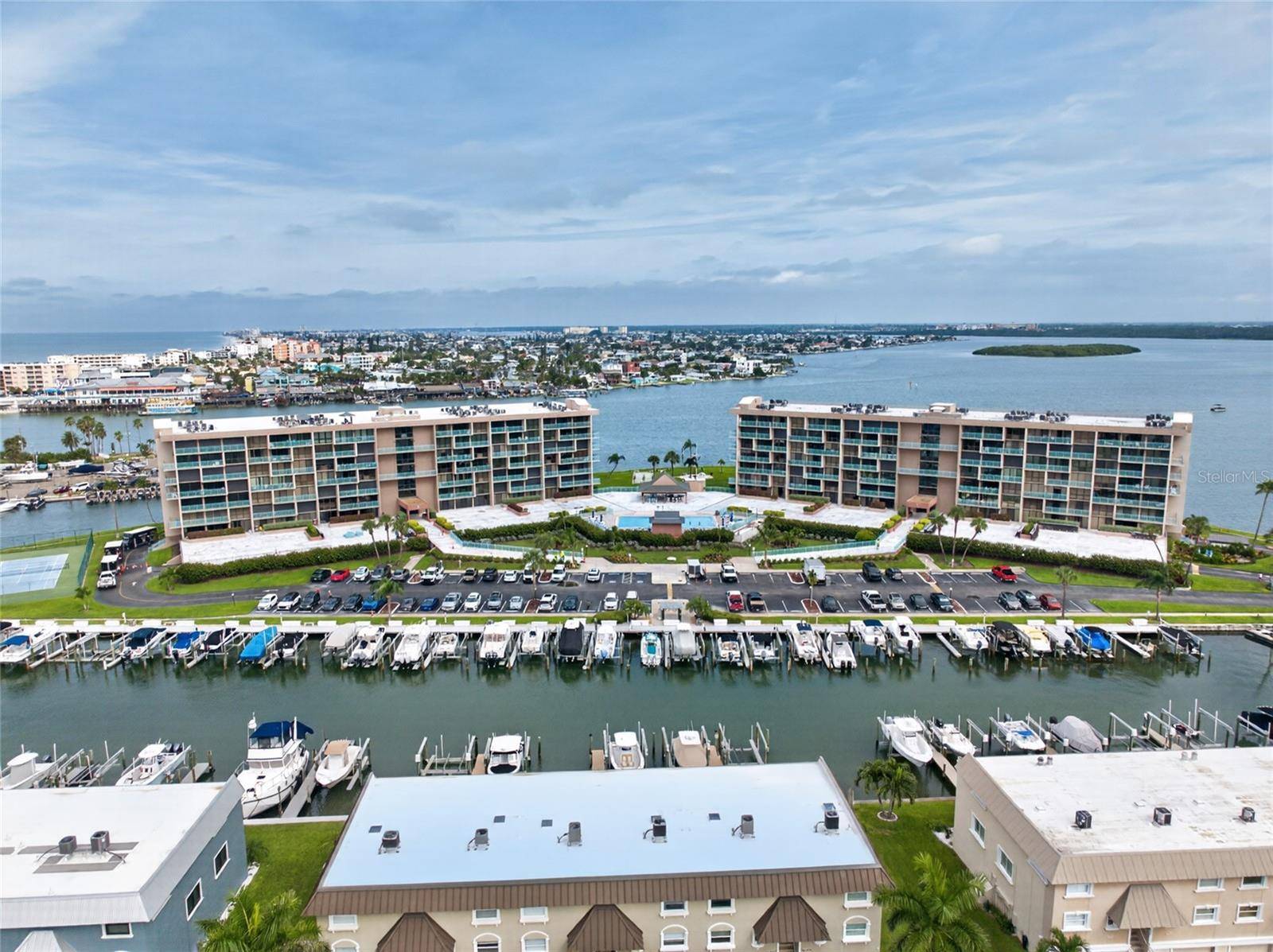 1 KEY CAPRI #704W, Treasure Island, FL 33706