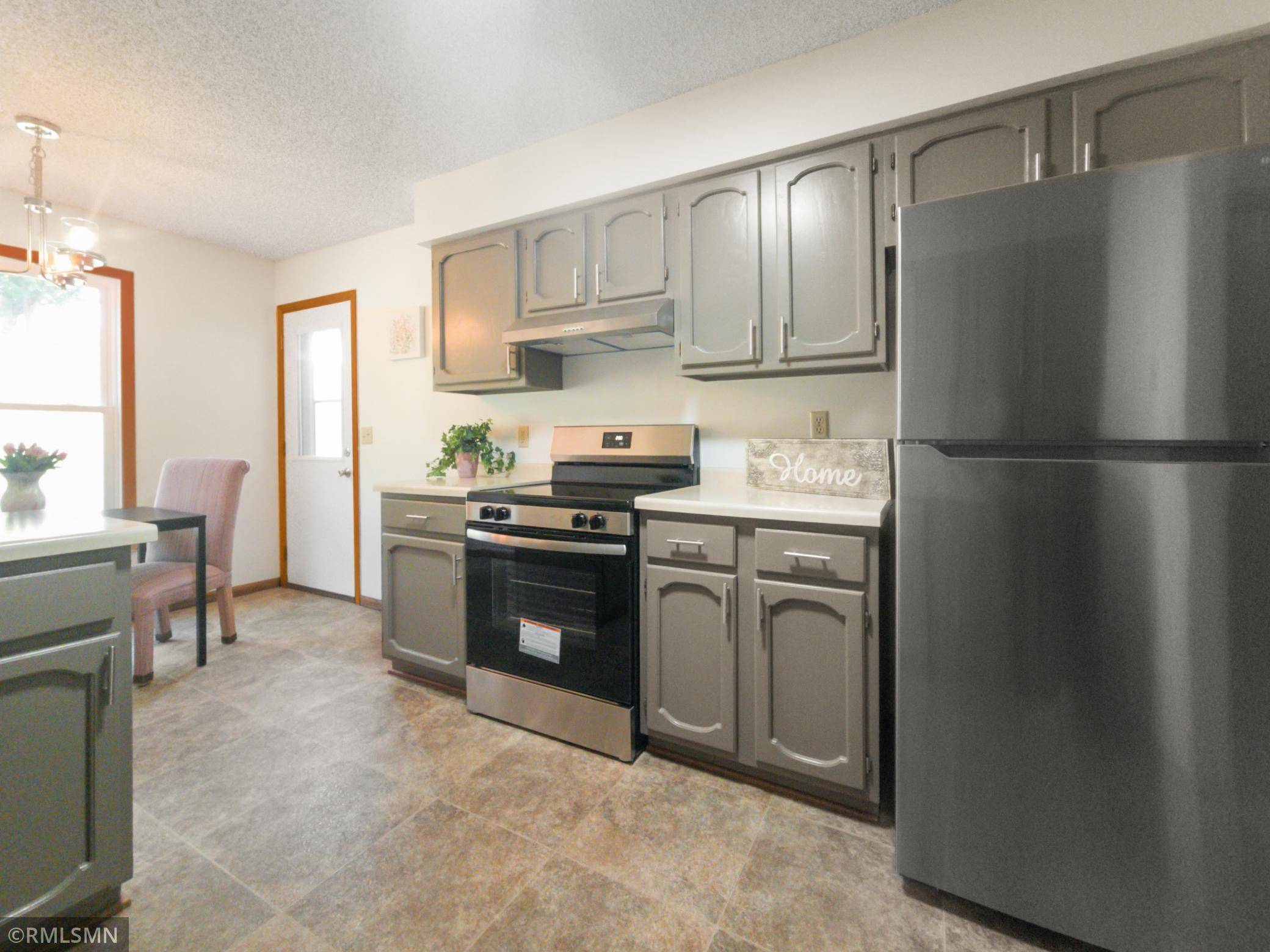 1977 Gold TRL #A, Eagan, MN 55122