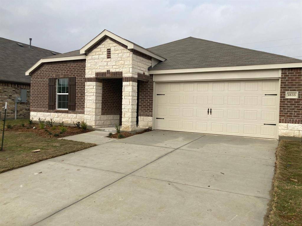 1833 Elderberry Street, Royse City, TX 75189