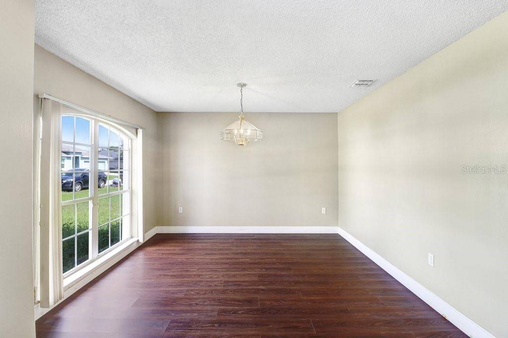 352 CLERMONT DR, Kissimmee, FL 34759
