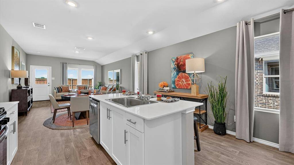 142 DAVIS Lane, Newark, TX 76071