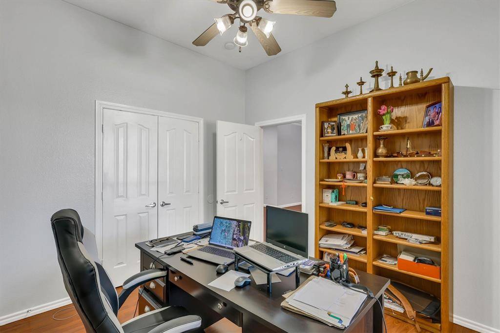 1506 Park Grove Drive, Irving, TX 75060