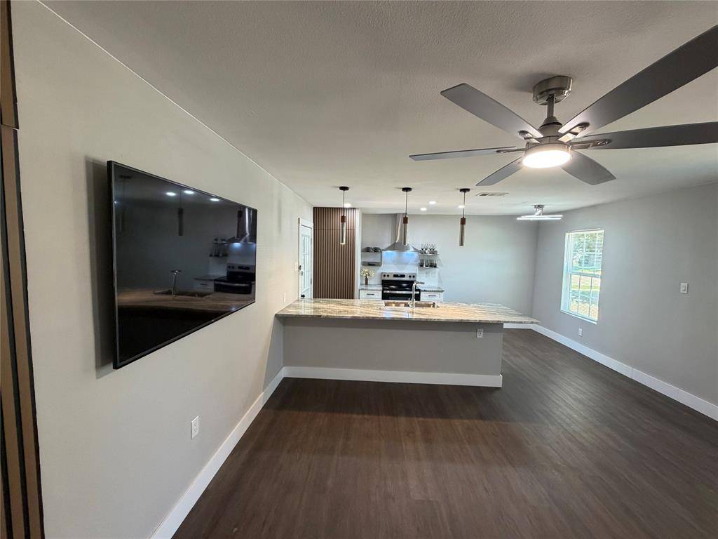 231 Elm Street, Hurst, TX 76053