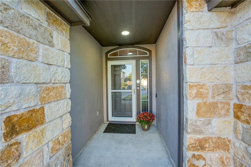 1003 Clayton DR, Leander, TX 78641
