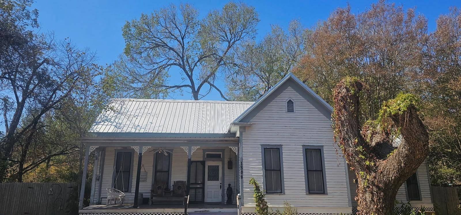 1308 Fayette ST, Bastrop, TX 78602