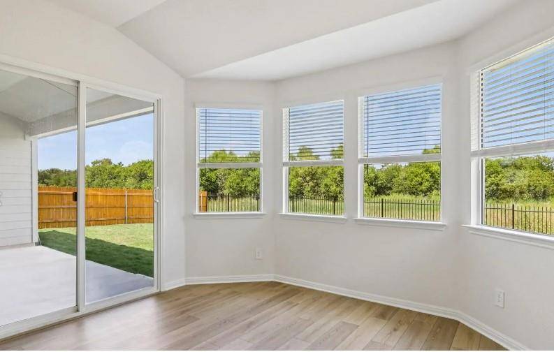 1005 Embarcadero DR, Hutto, TX 78634