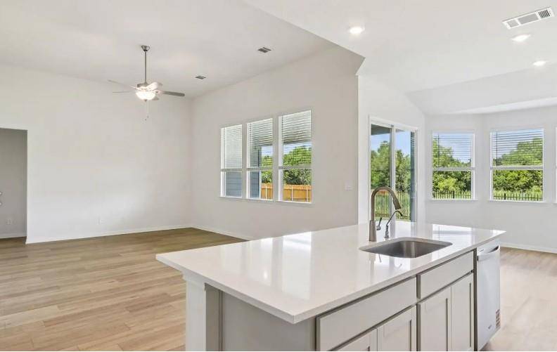 1005 Embarcadero DR, Hutto, TX 78634