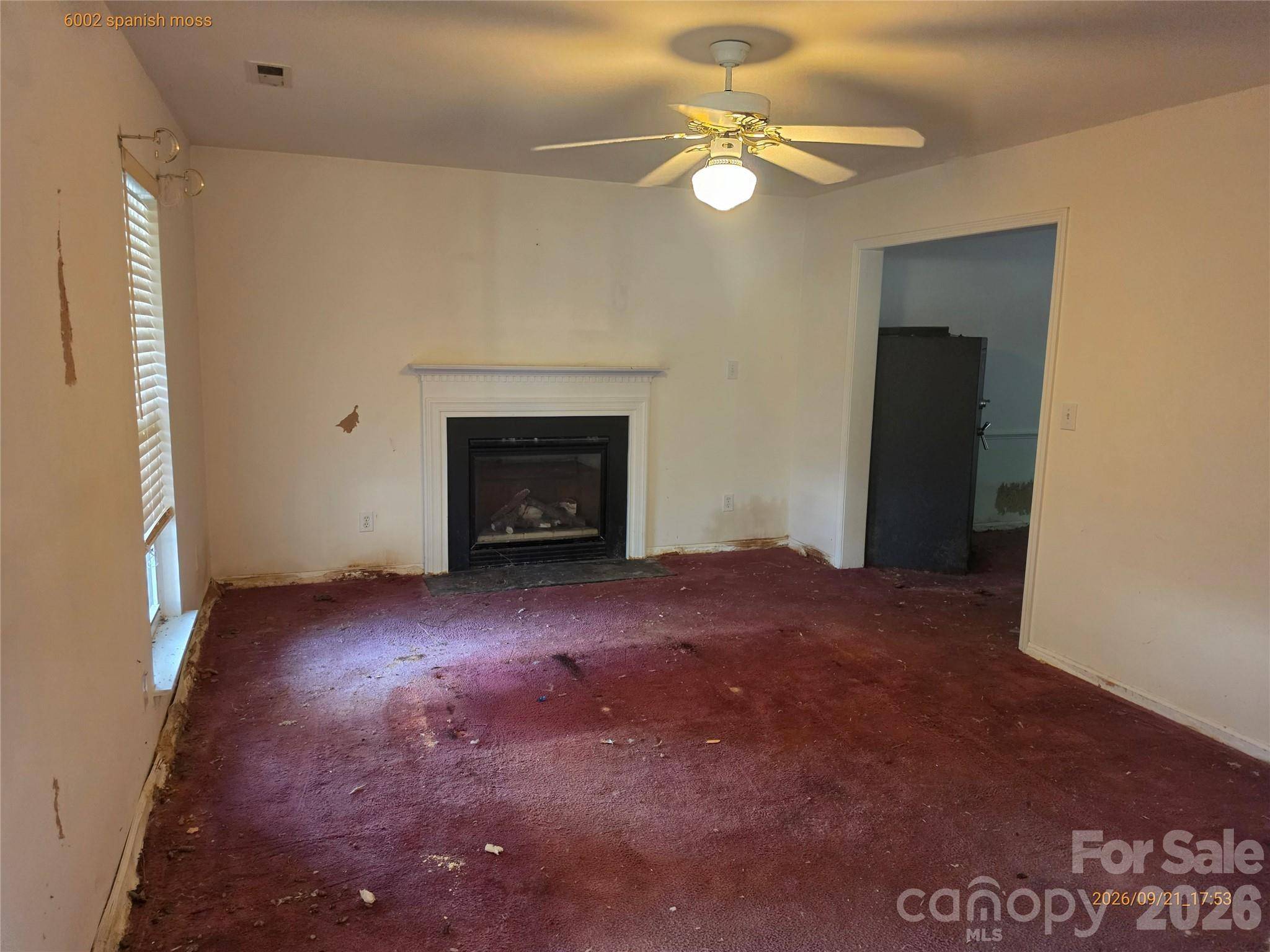 6002 Spanish Moss LN, Charlotte, NC 28262