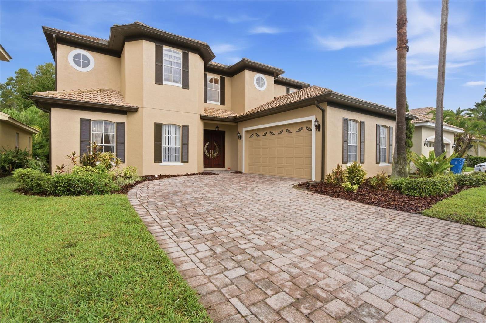 18004 LANAI ISLE DR, Tampa, FL 33647