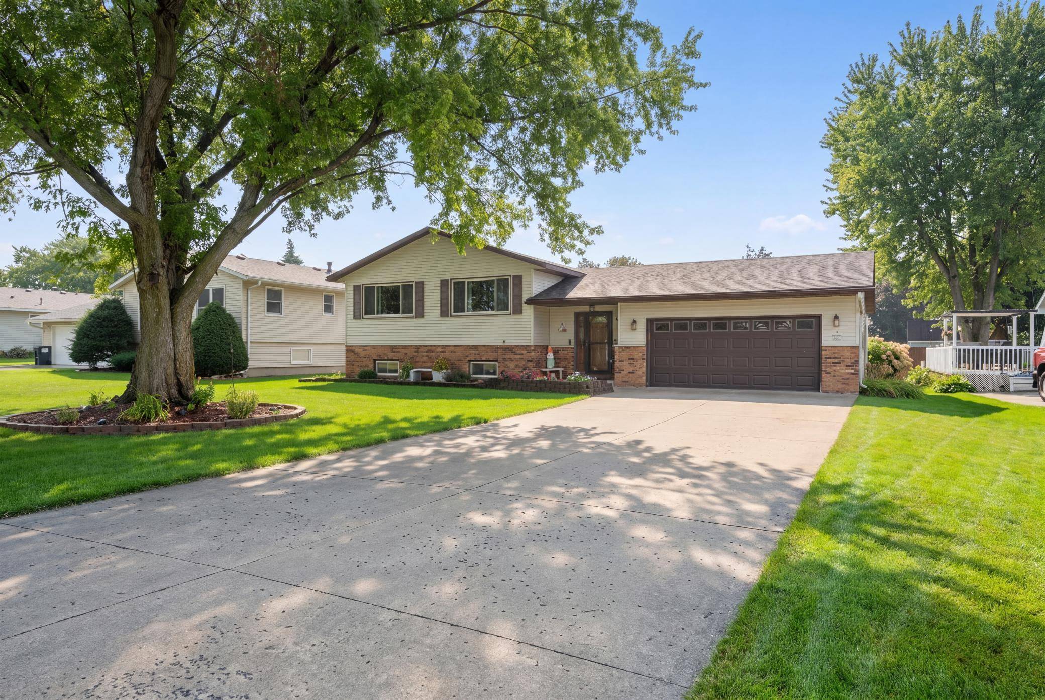 326 5th ST SW, Eyota, MN 55934