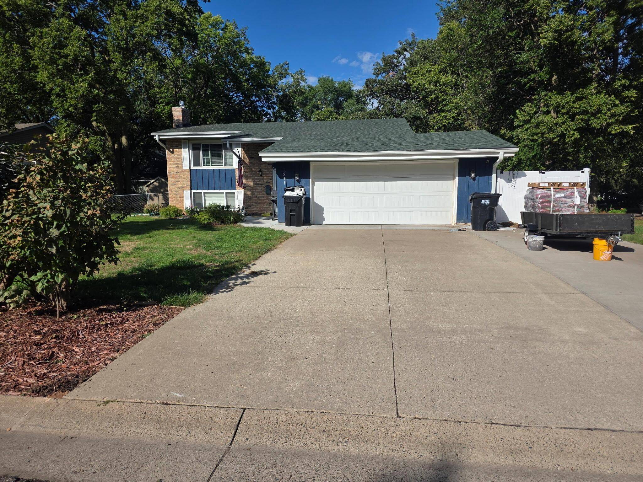 1541 Franklin LN, Anoka, MN 55303