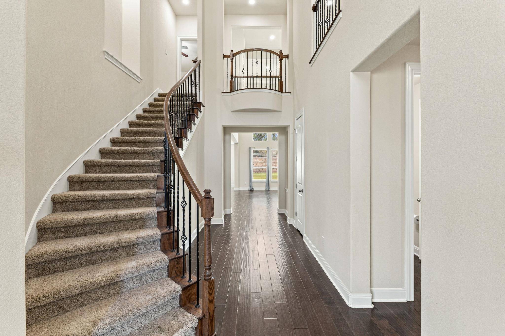 235 Senna DR, Dripping Springs, TX 78620