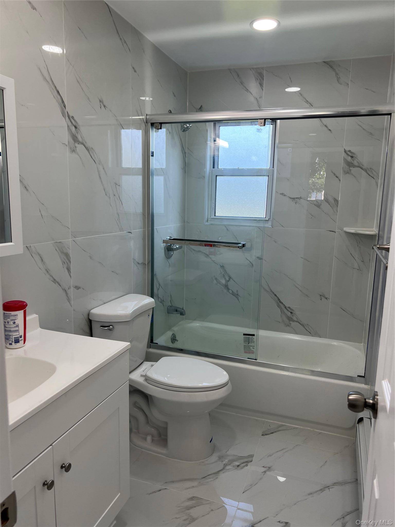 846 Conklin ST, East Farmingdale, NY 11735