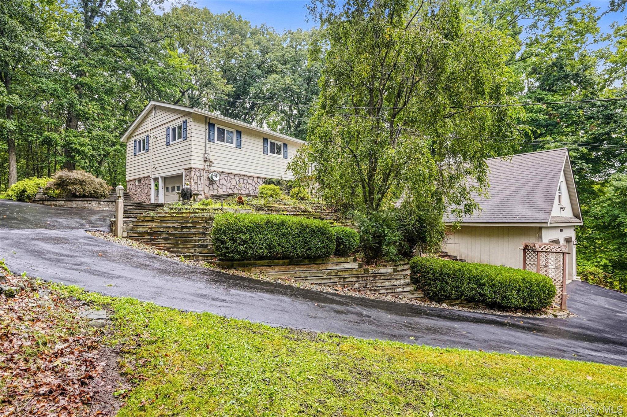 94 Jean Ridge RD, Middletown, NY 10940