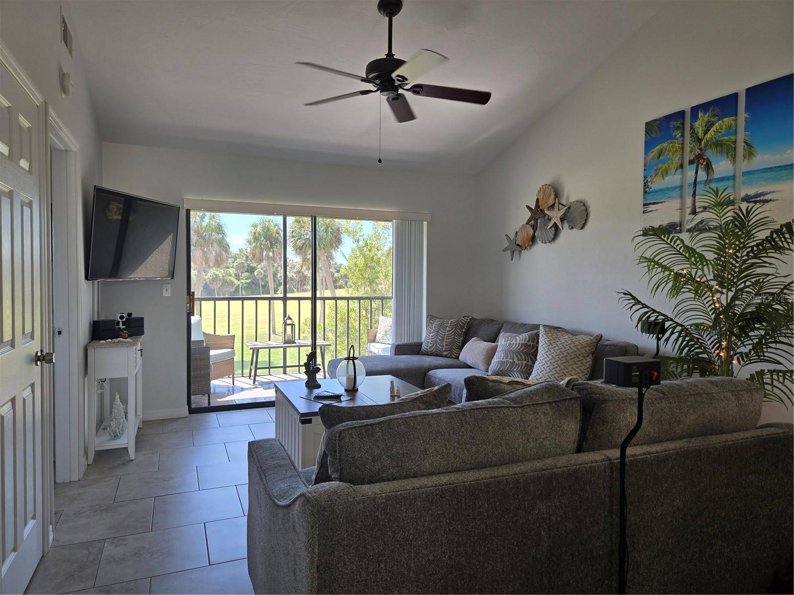 927 CAPRI ISLES BLVD #10, Venice, FL 34292