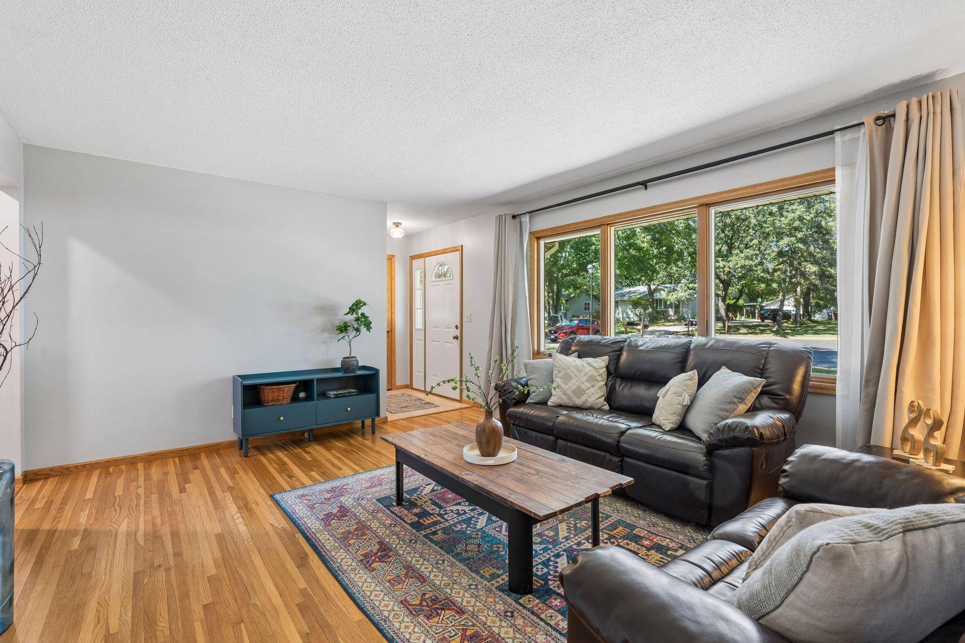 64 99th AVE NW, Coon Rapids, MN 55448