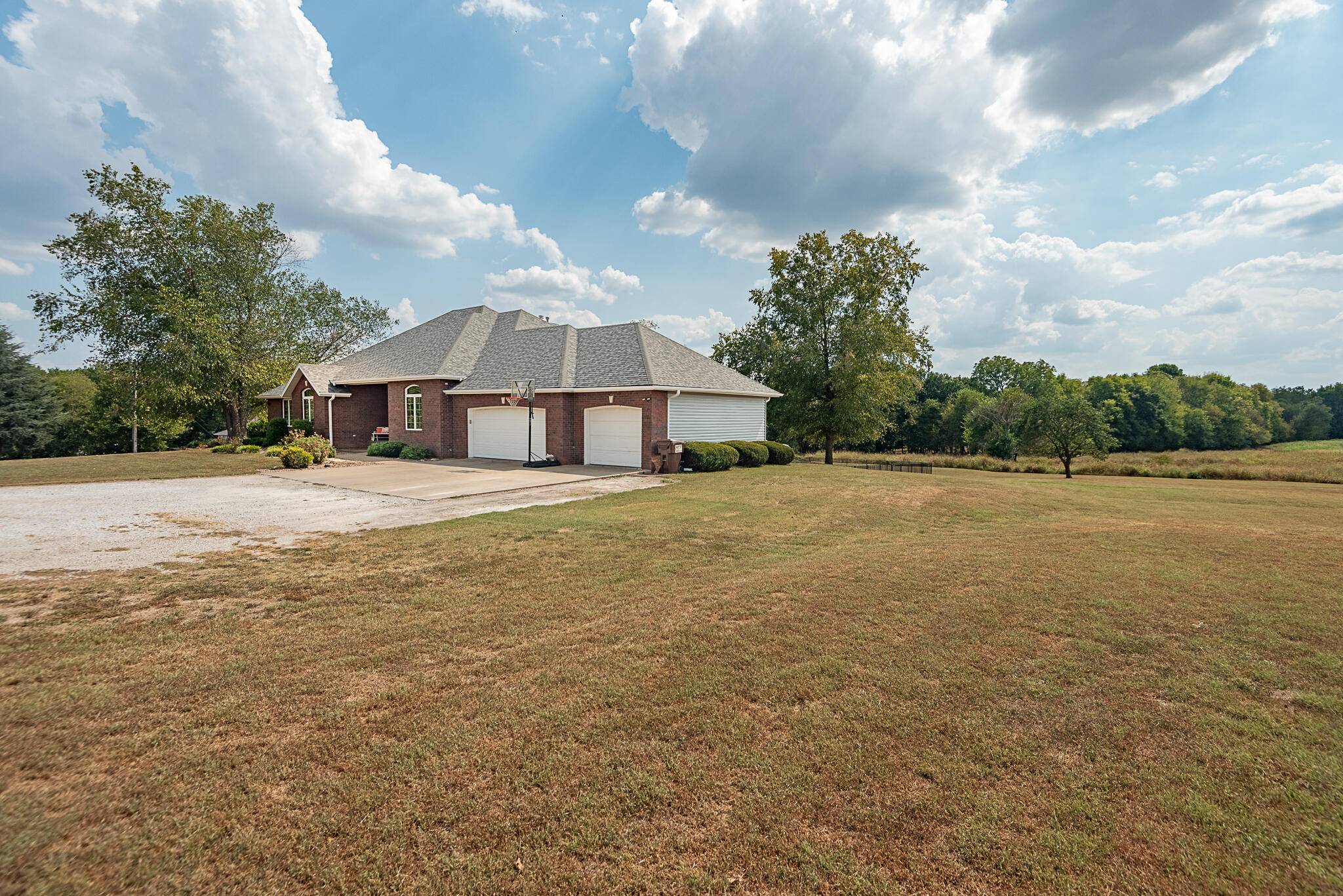 10421 W Farm Road 156, Republic, MO 65738