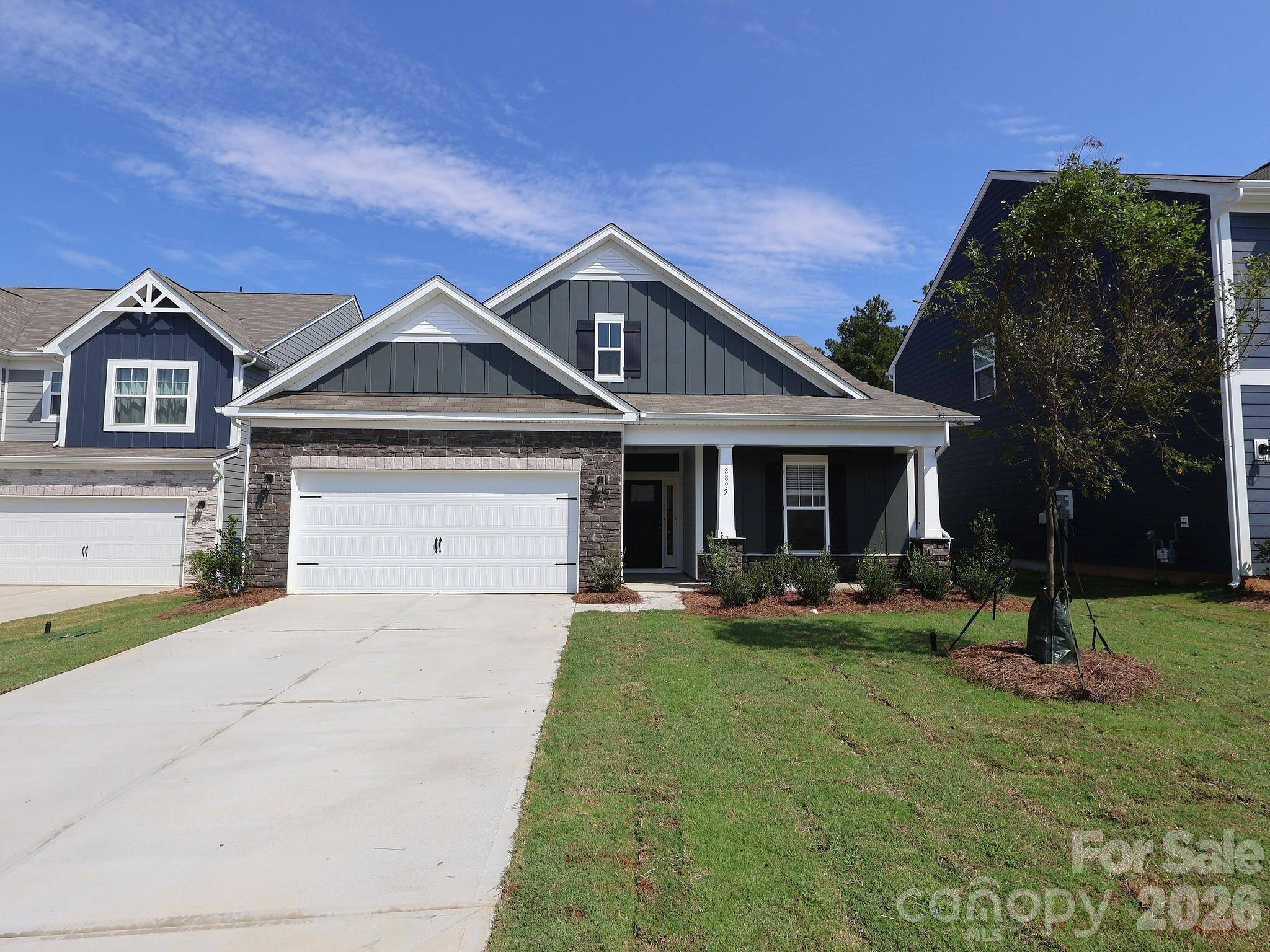 8895 Visgrove DR, Sherrills Ford, NC 28673