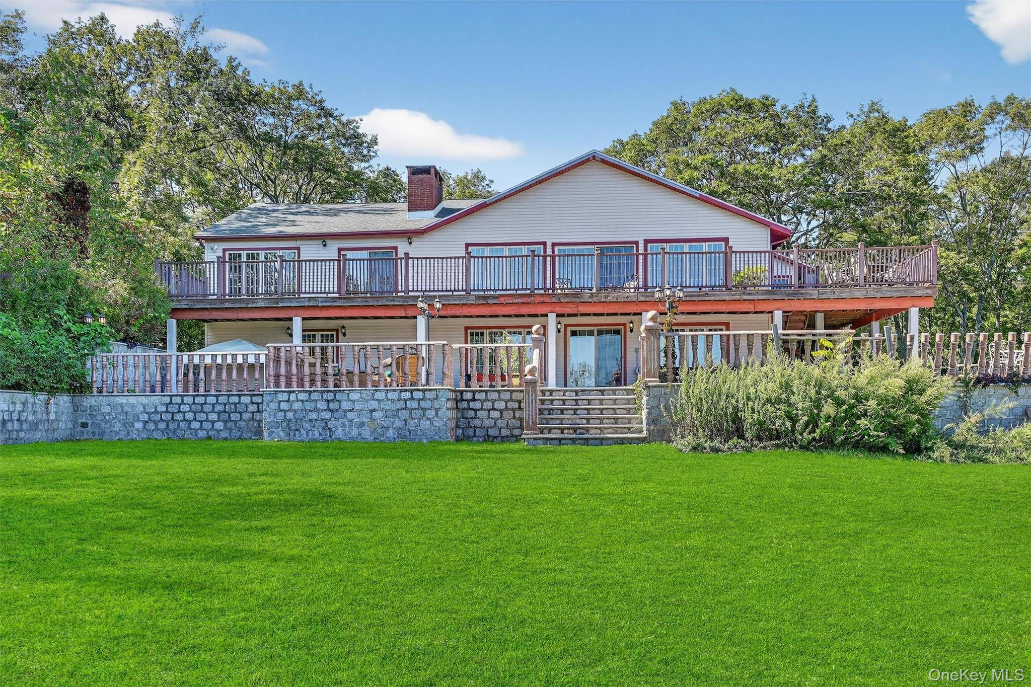 15 Curran DR, Port Jervis, NY 12771