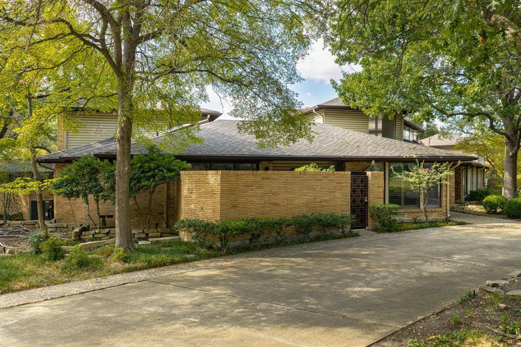 11298 Russwood Circle, Dallas, TX 75229