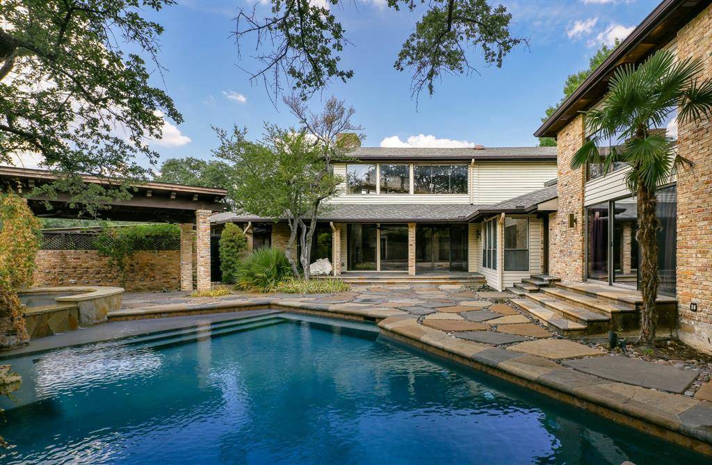 11298 Russwood Circle, Dallas, TX 75229
