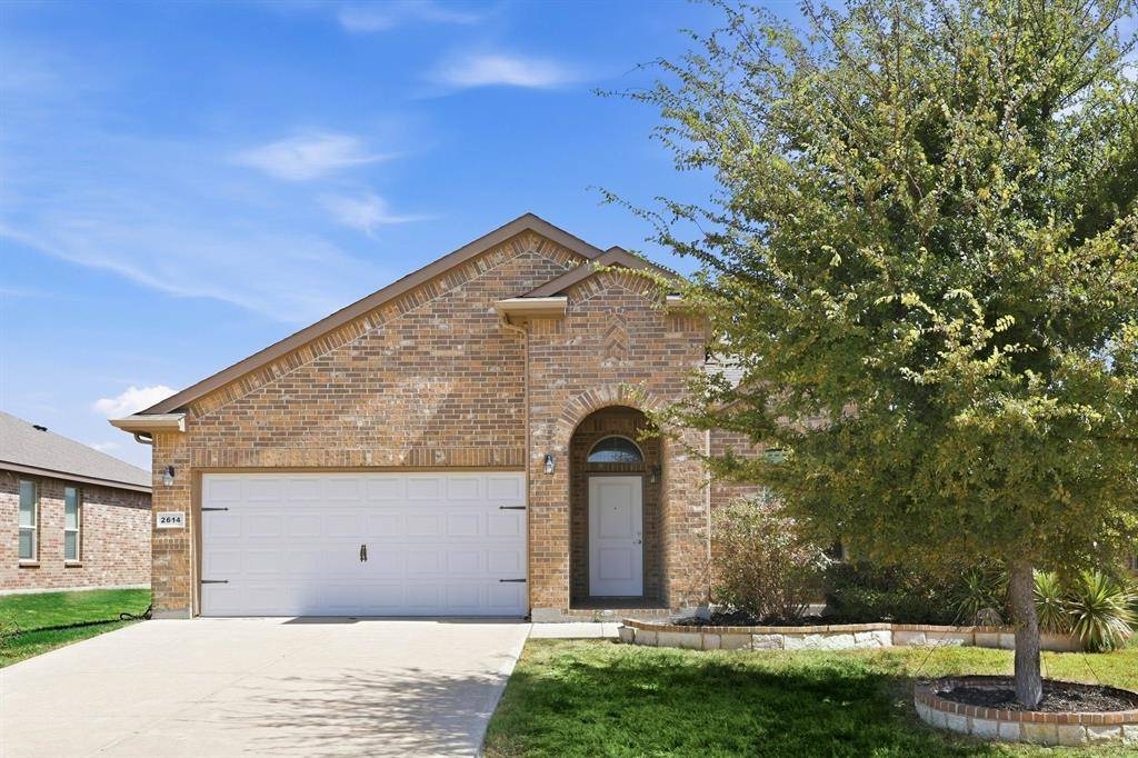2614 Lavender Lane, Glenn Heights, TX 75154