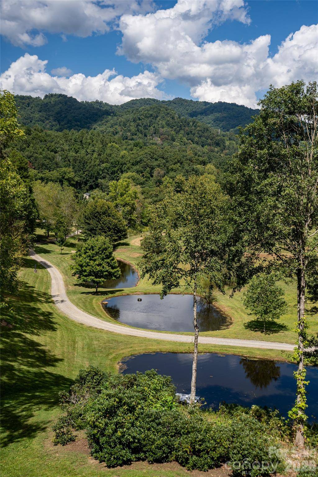 538 Celebration CV, Clyde, NC 28721