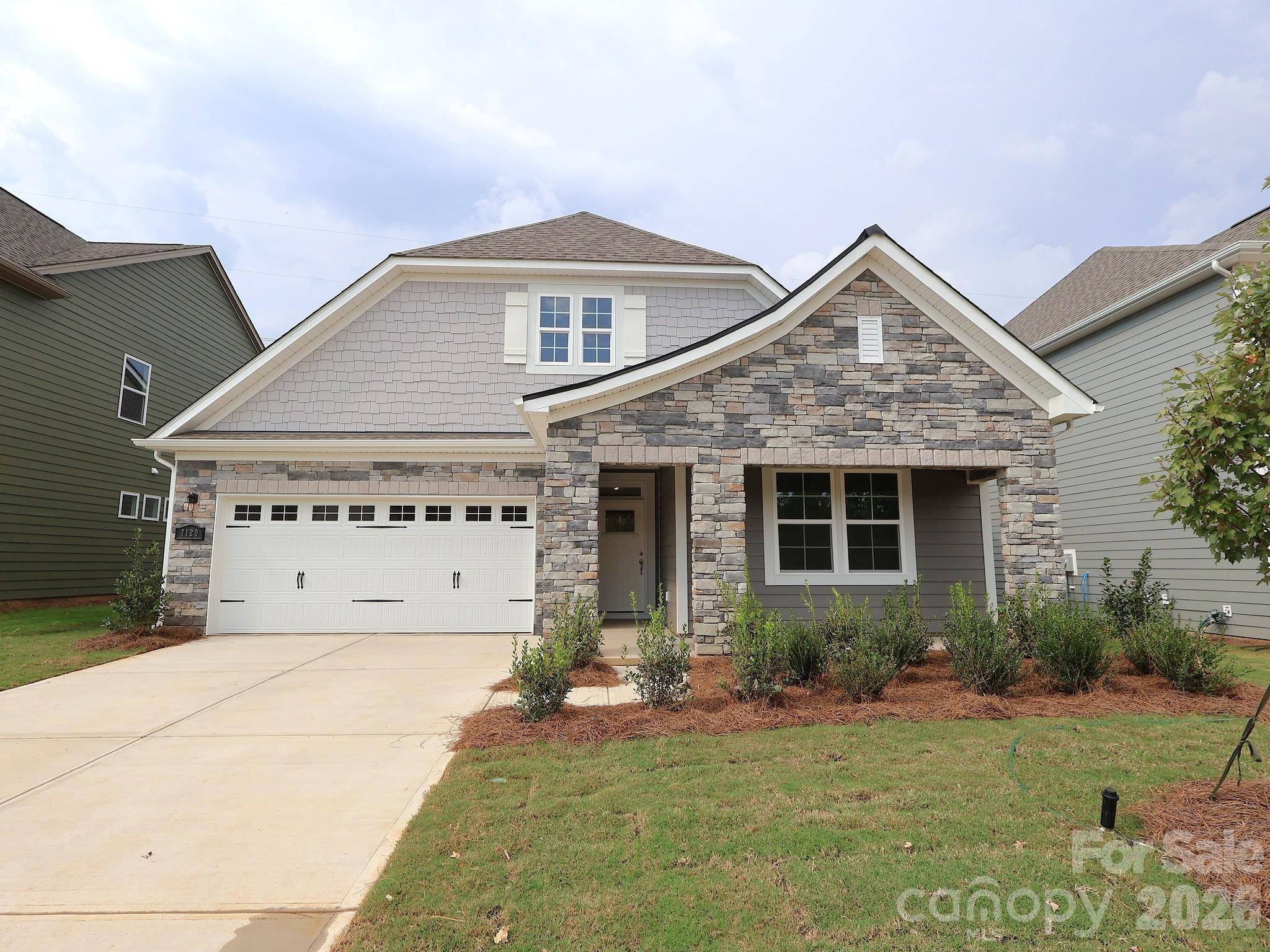 7120 Helmans DR, Huntersville, NC 28078