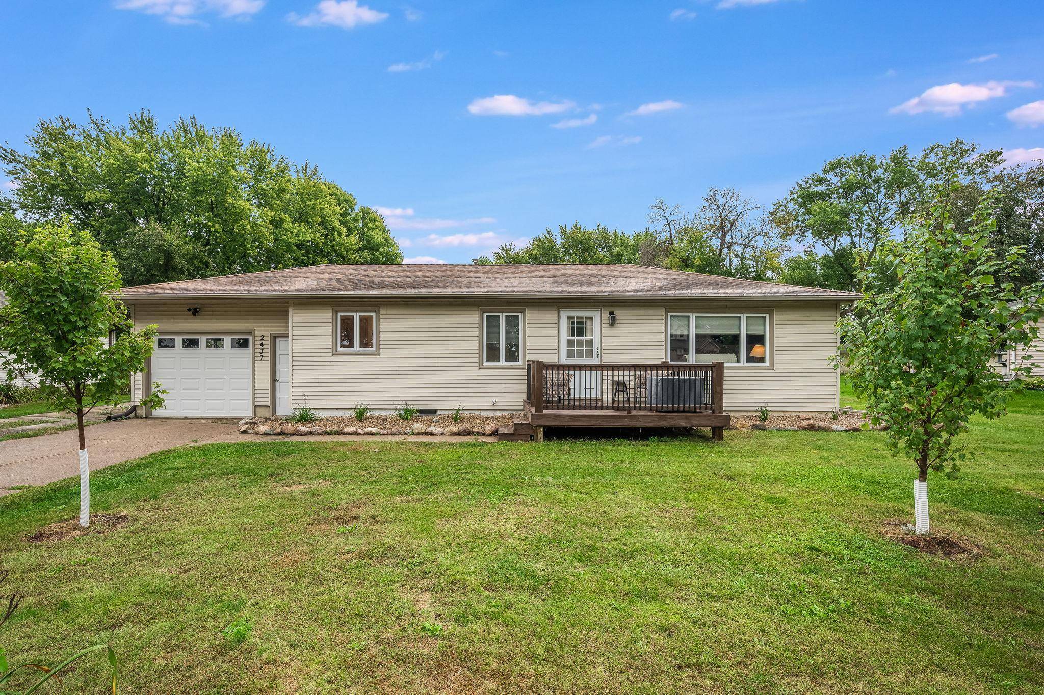 2437 Albion AVE, Fairmont, MN 56031