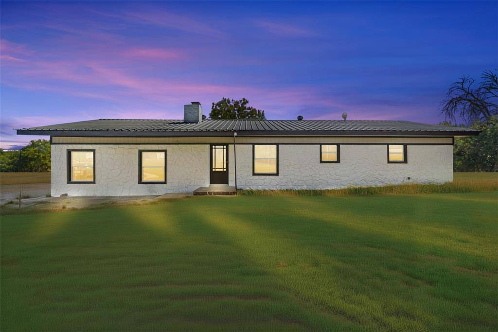 170 High Ridge Drive, Azle, TX 76020