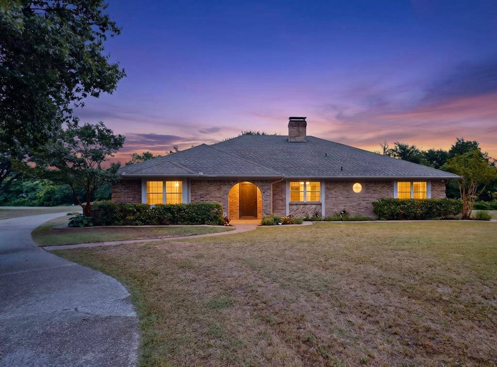 1151 Lynn Way, Waxahachie, TX 75165