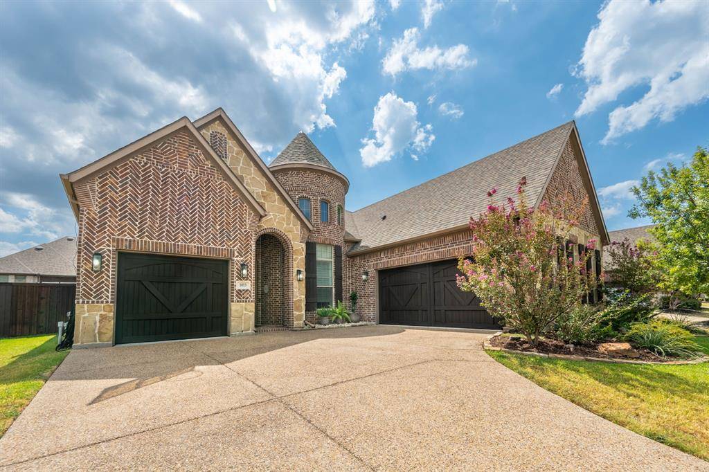 1013 Calm Crest Drive, Rockwall, TX 75087