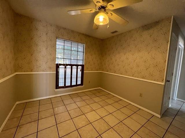 33 Shady Brook Circle, Abilene, TX 79605