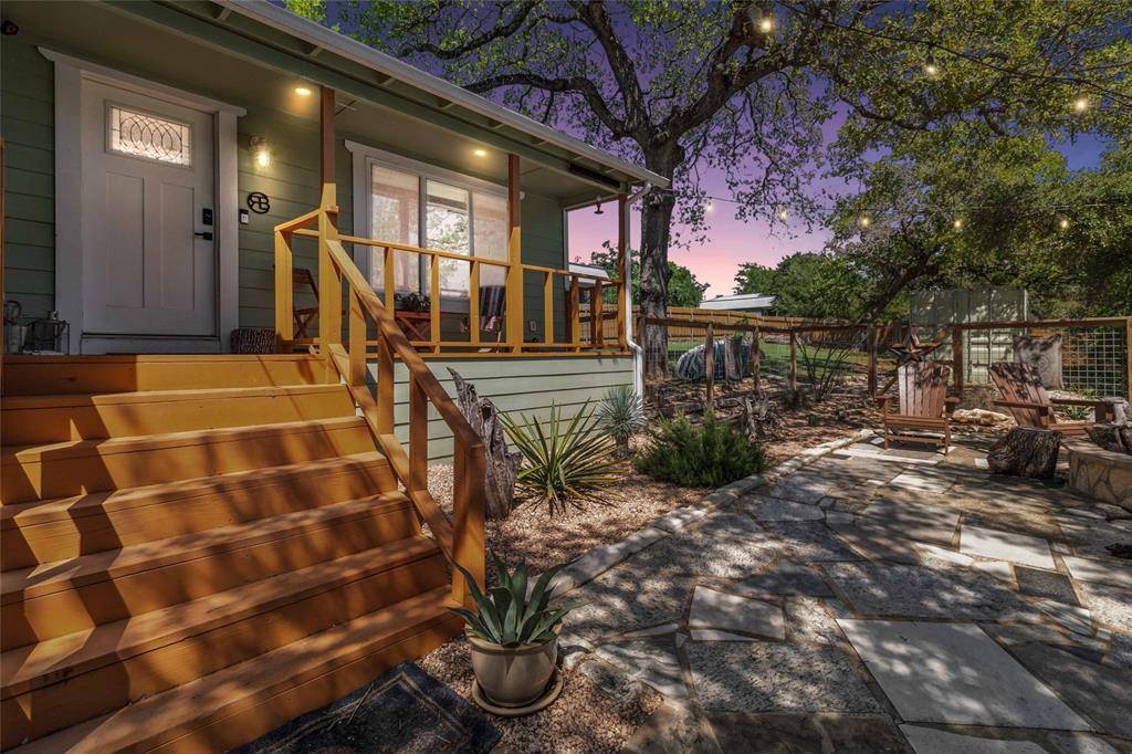 1403 Minnie DR, Austin, TX 78732