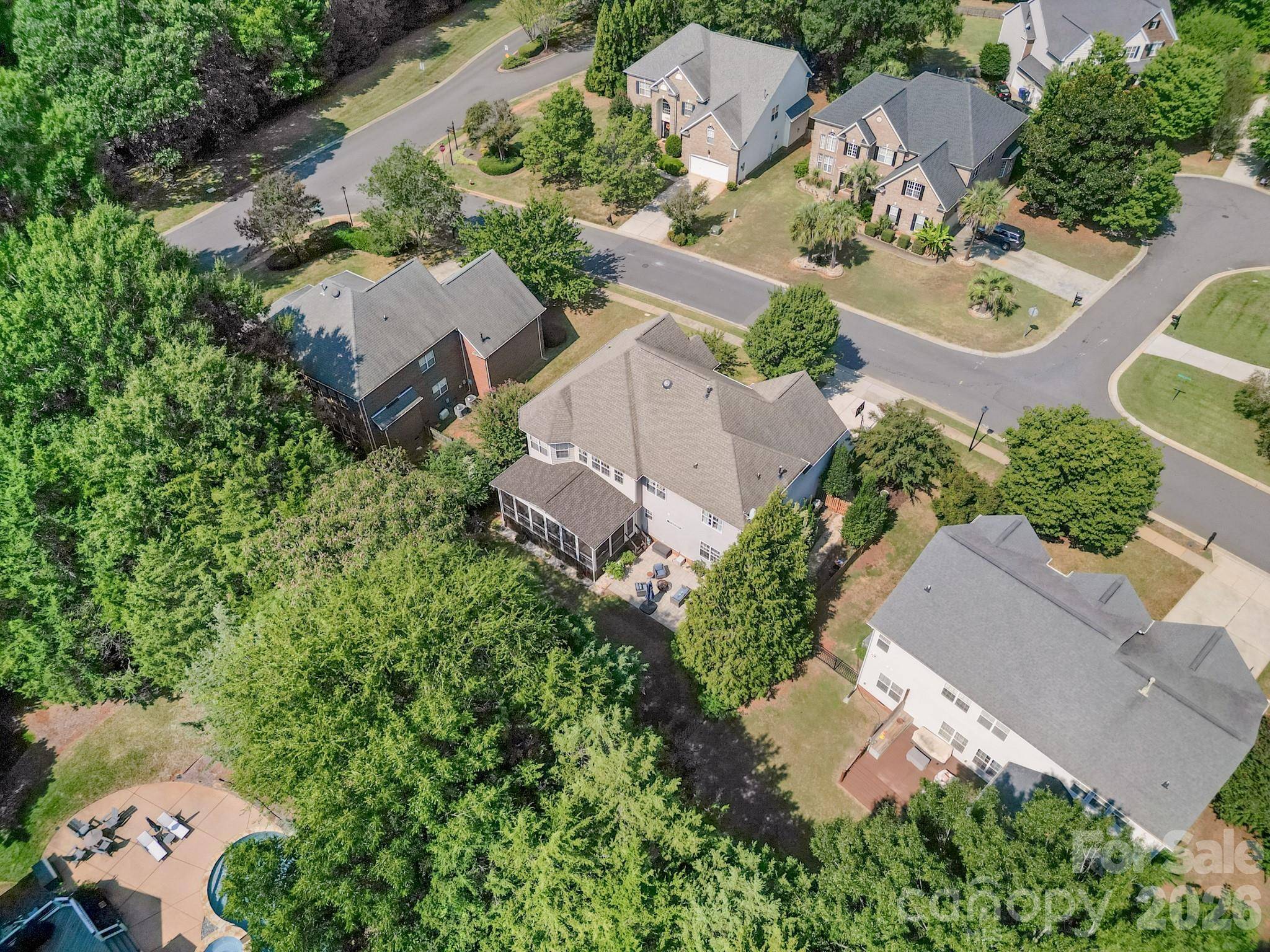 402 Deercross LN, Waxhaw, NC 28173