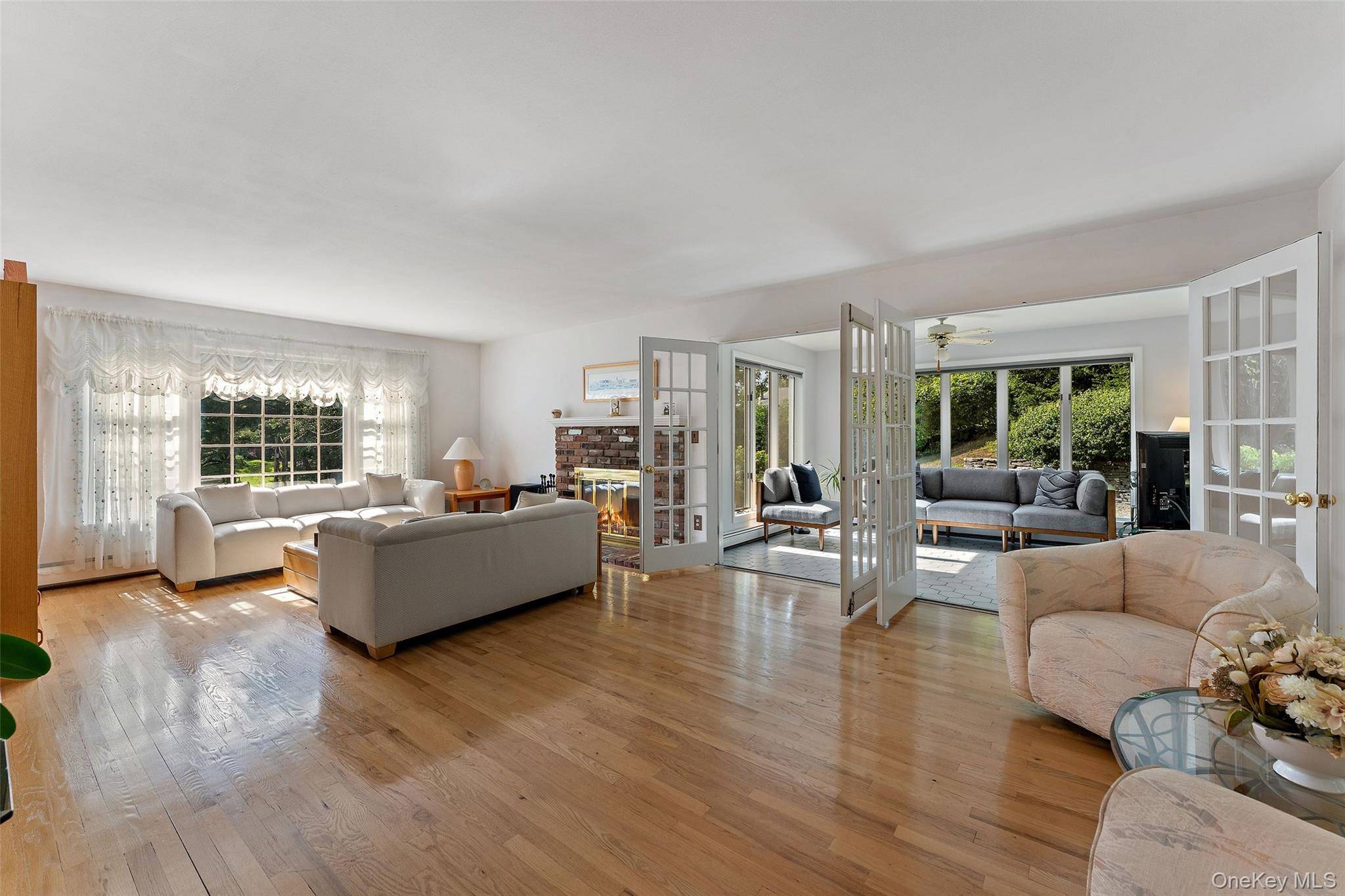 12 Lyons RD, Armonk, NY 10504