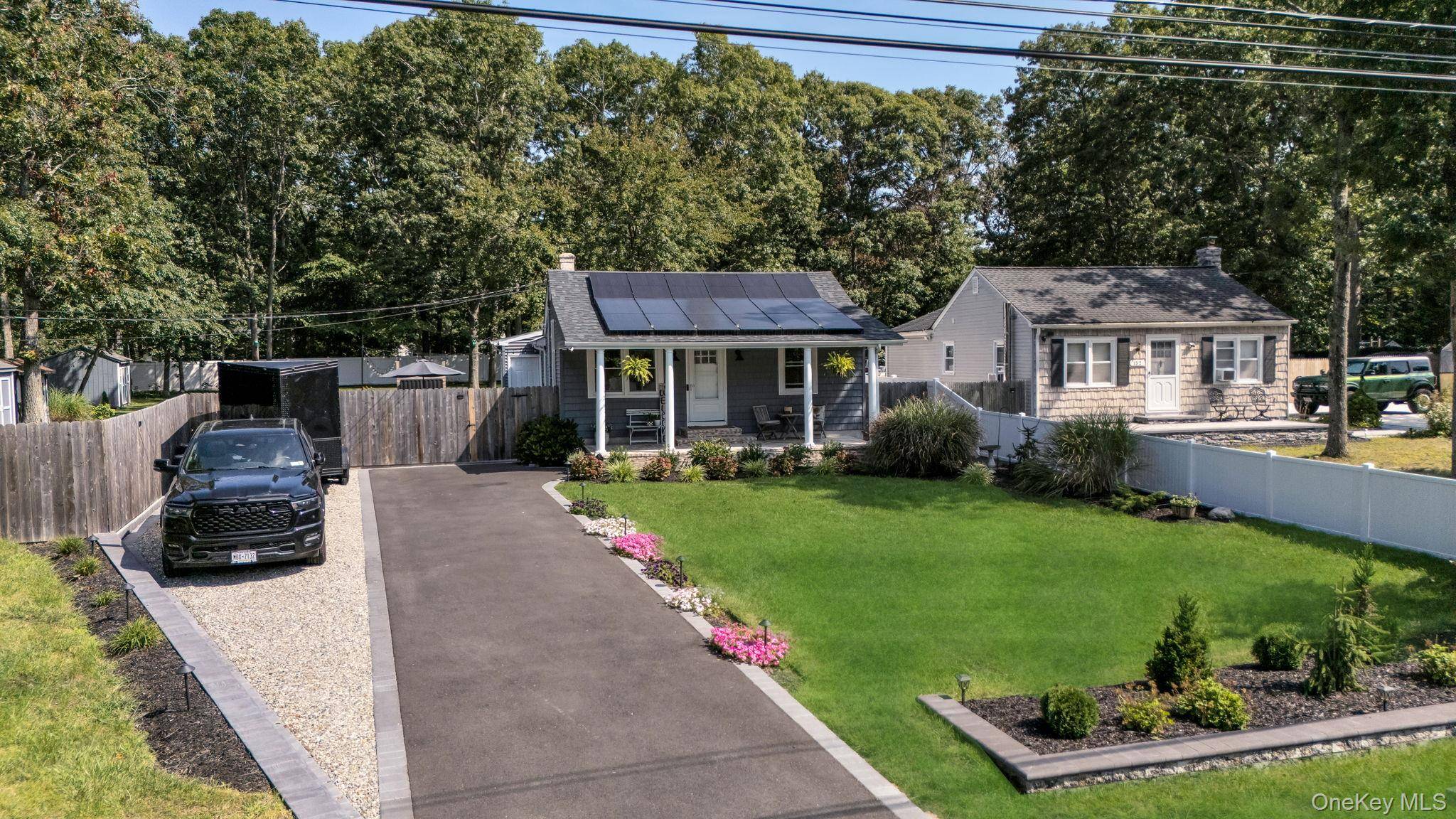 154 W End AVE, Shirley, NY 11967