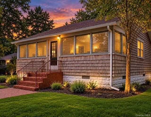 90 Gooseberry RD, Mastic Beach, NY 11951