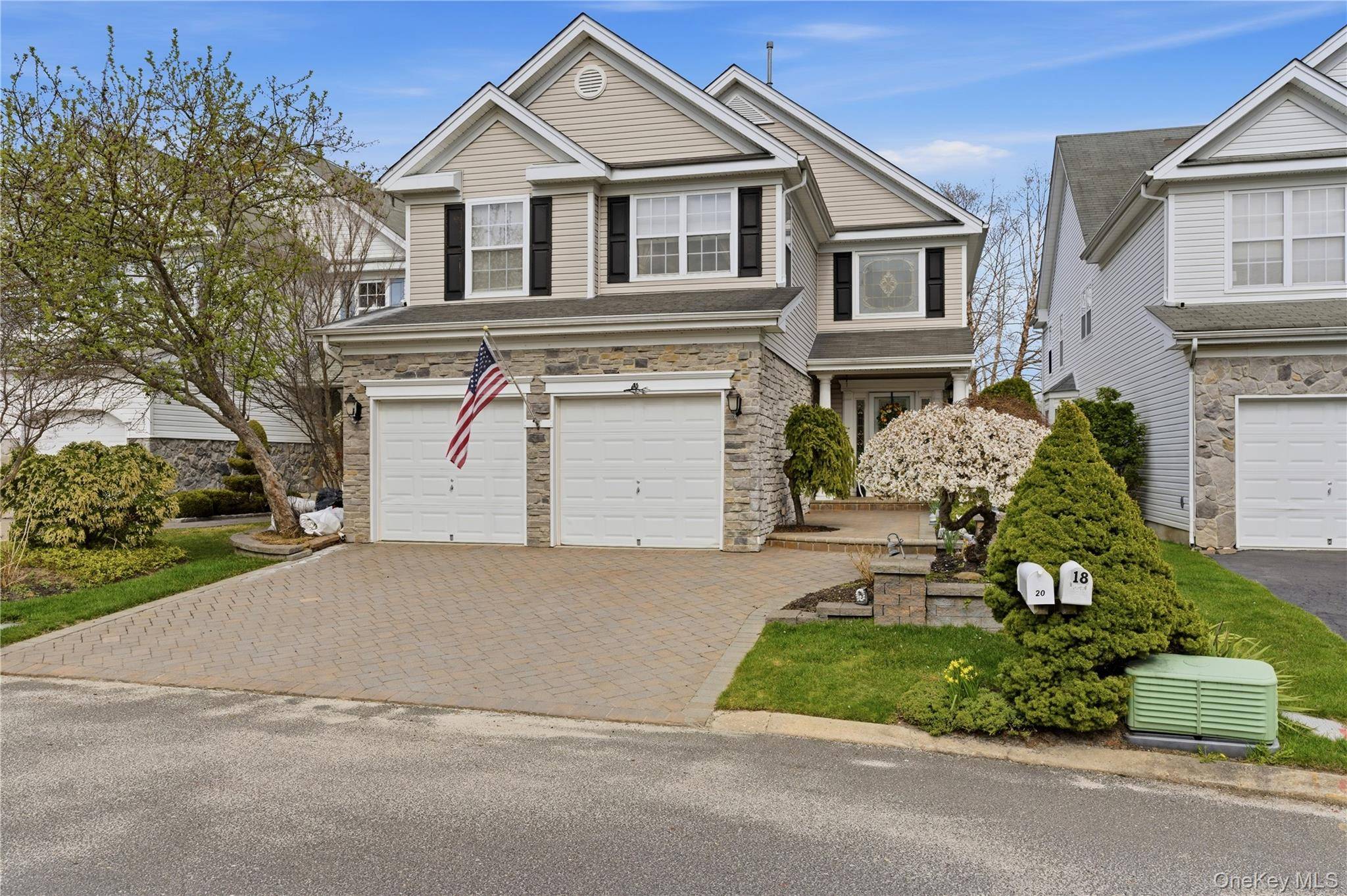 20 Kate CIR, Middle Island, NY 11953